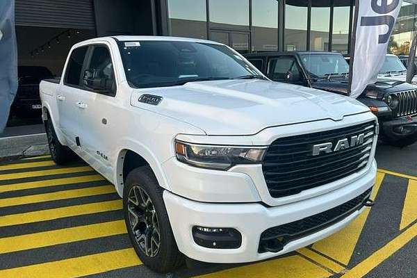 2025 RAM 1500 Laramie Sport Hurricane SO RamBox DT 4X4 SWB
