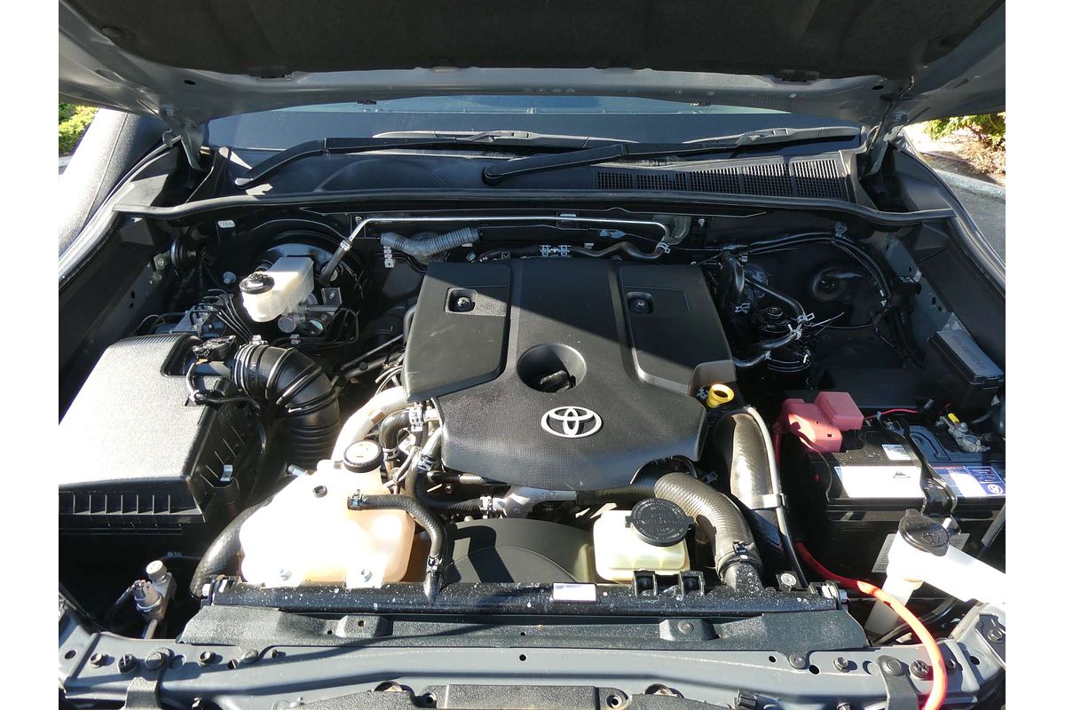 2019 Toyota Hilux SR5 GUN126R 4X4