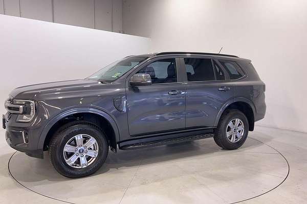 2024 Ford Everest Ambiente 2.0L