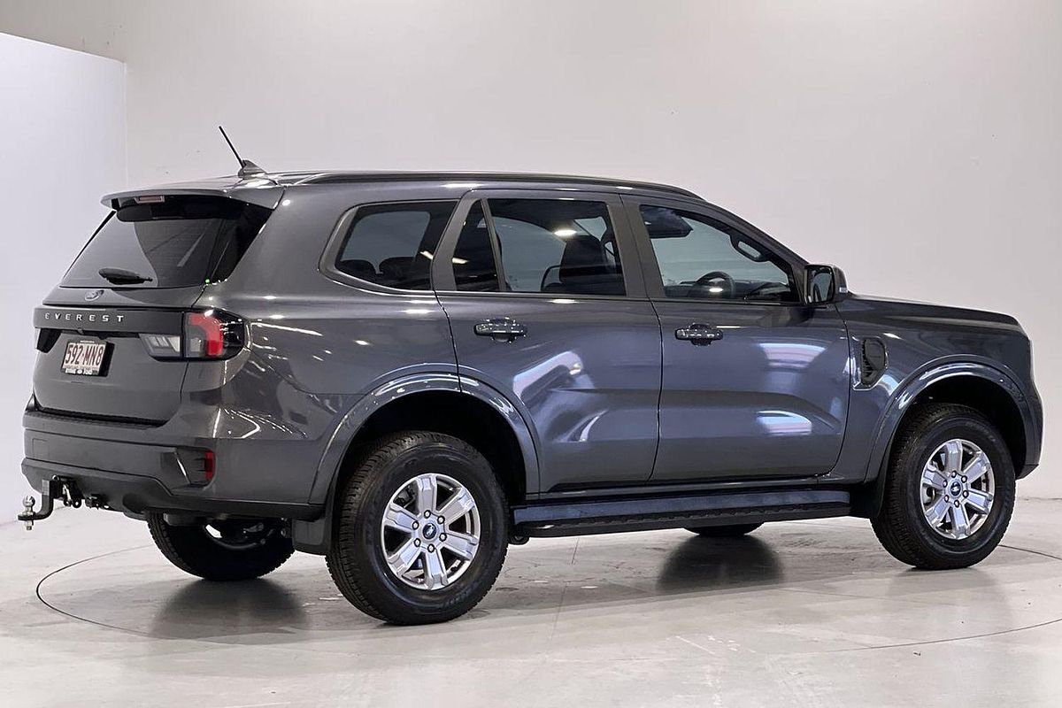 2024 Ford Everest Ambiente 2.0L