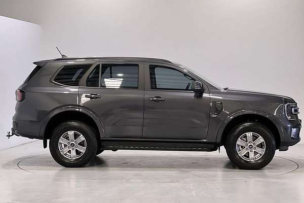 2024 Ford Everest Ambiente 2.0L