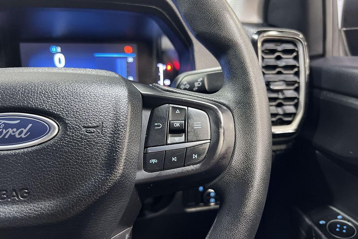 2024 Ford Everest Ambiente 2.0L