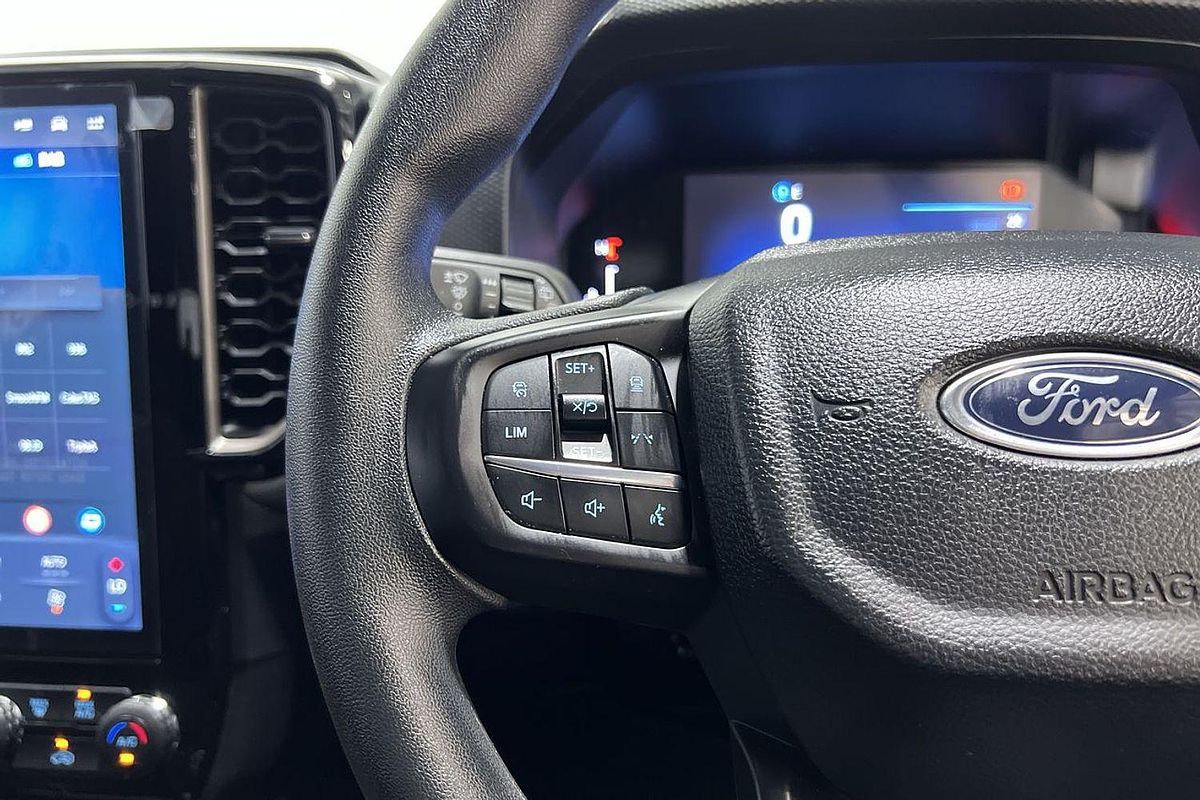 2024 Ford Everest Ambiente 2.0L