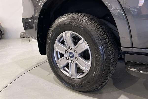 2024 Ford Everest Ambiente 2.0L