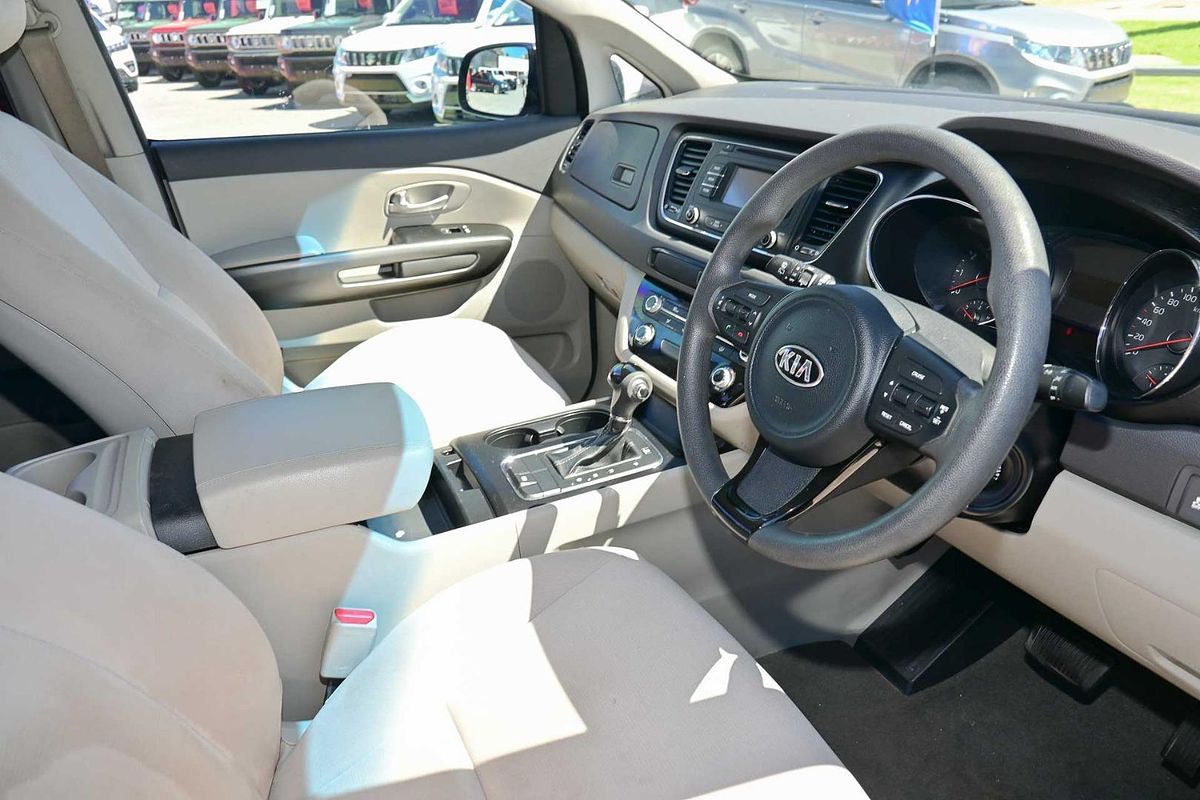 2015 Kia Carnival S YP