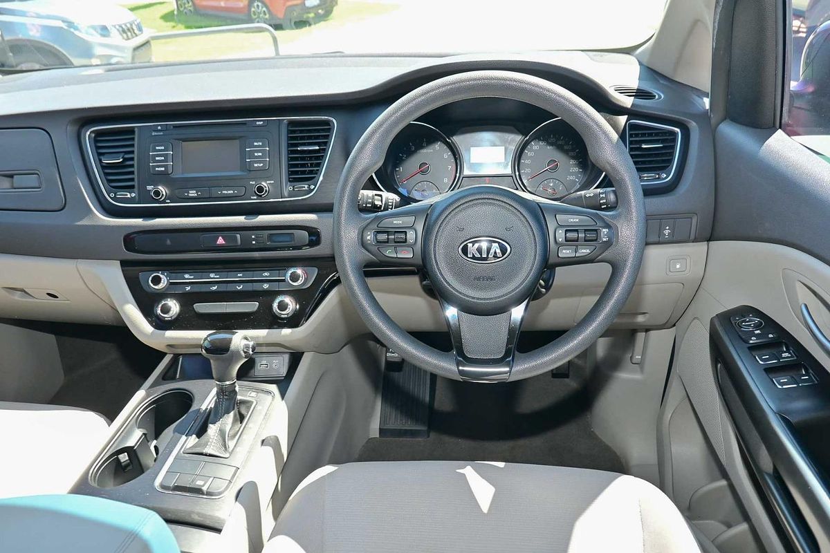 2015 Kia Carnival S YP