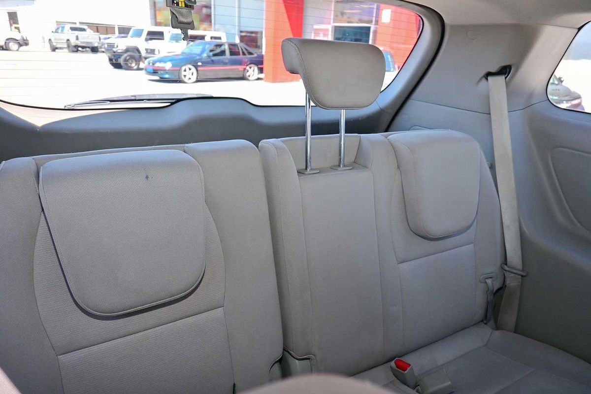 2015 Kia Carnival S YP