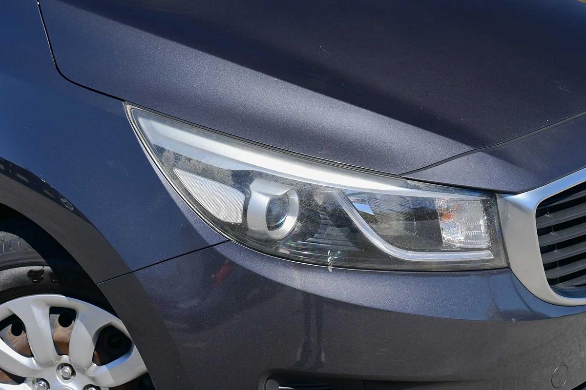 2015 Kia Carnival S YP