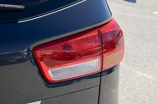 2015 Kia Carnival S YP