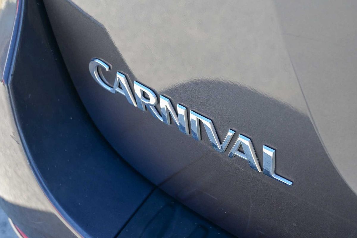 2015 Kia Carnival S YP