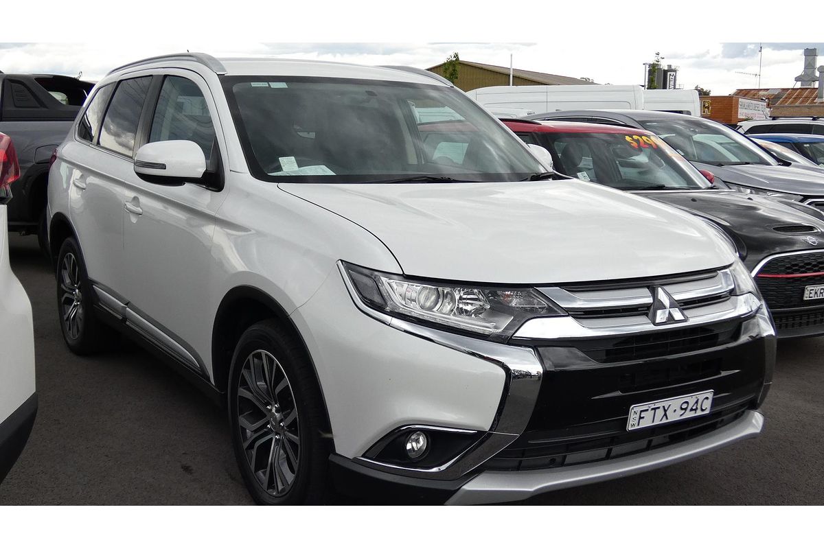 2016 Mitsubishi Outlander LS ZK