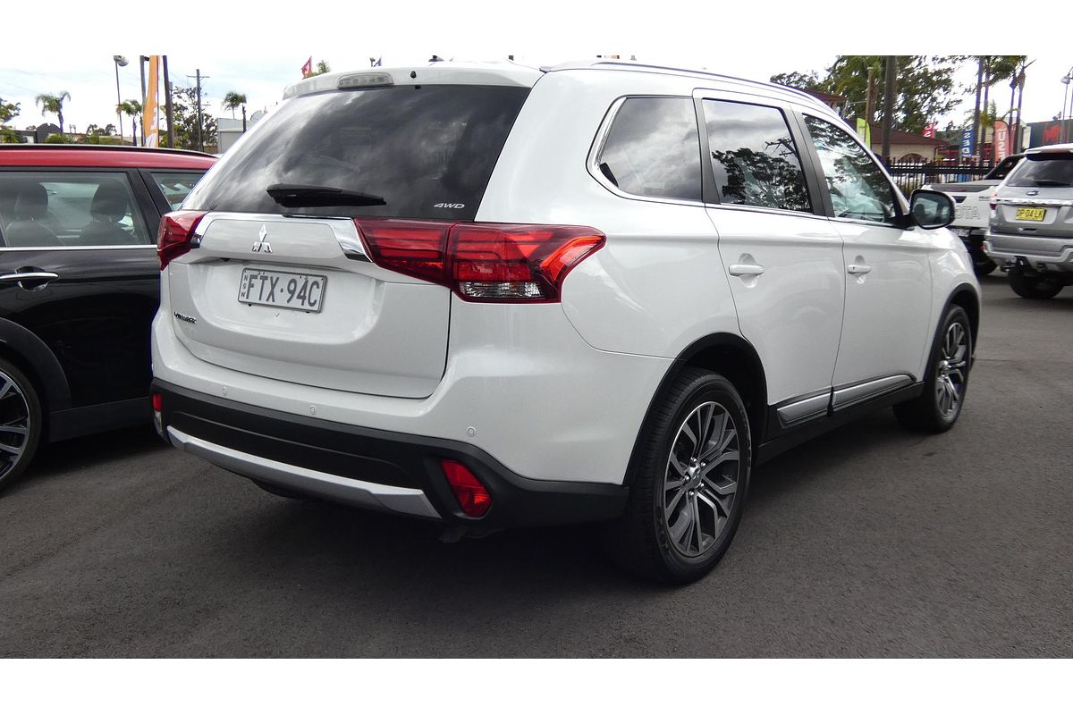 2016 Mitsubishi Outlander LS ZK