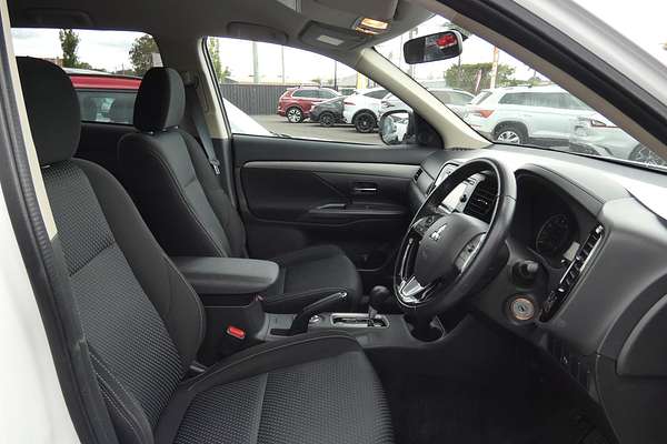 2016 Mitsubishi Outlander LS ZK