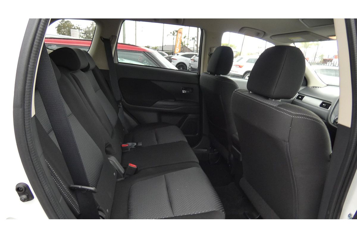 2016 Mitsubishi Outlander LS ZK