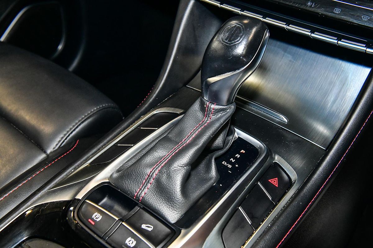 2022 MG HS Vibe SAS23