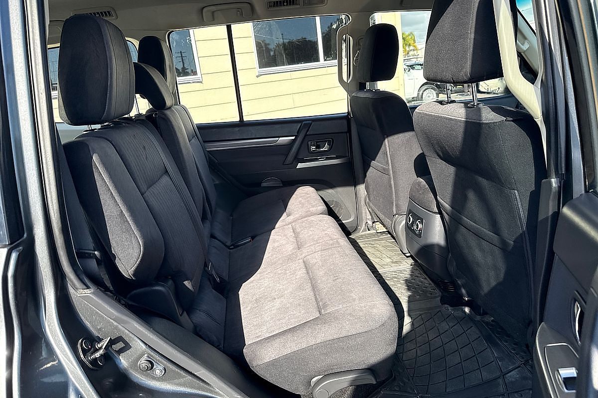 2014 Mitsubishi Pajero GLX-R NW