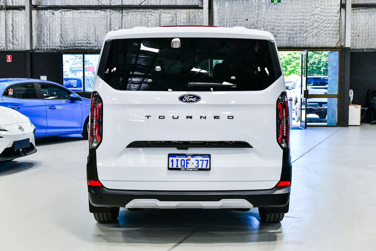 2024 Ford Tourneo Active AV SWB