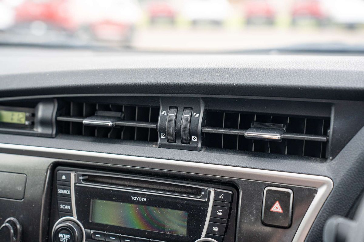 2014 Toyota Corolla Ascent ZRE182R