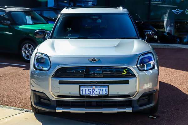 2024 MINI Countryman SE Favoured U25