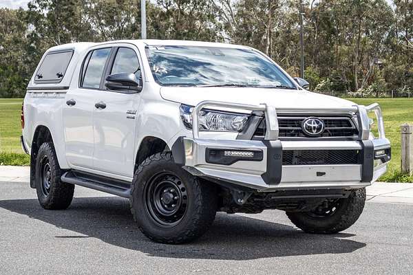 2022 Toyota Hilux SR GUN126R