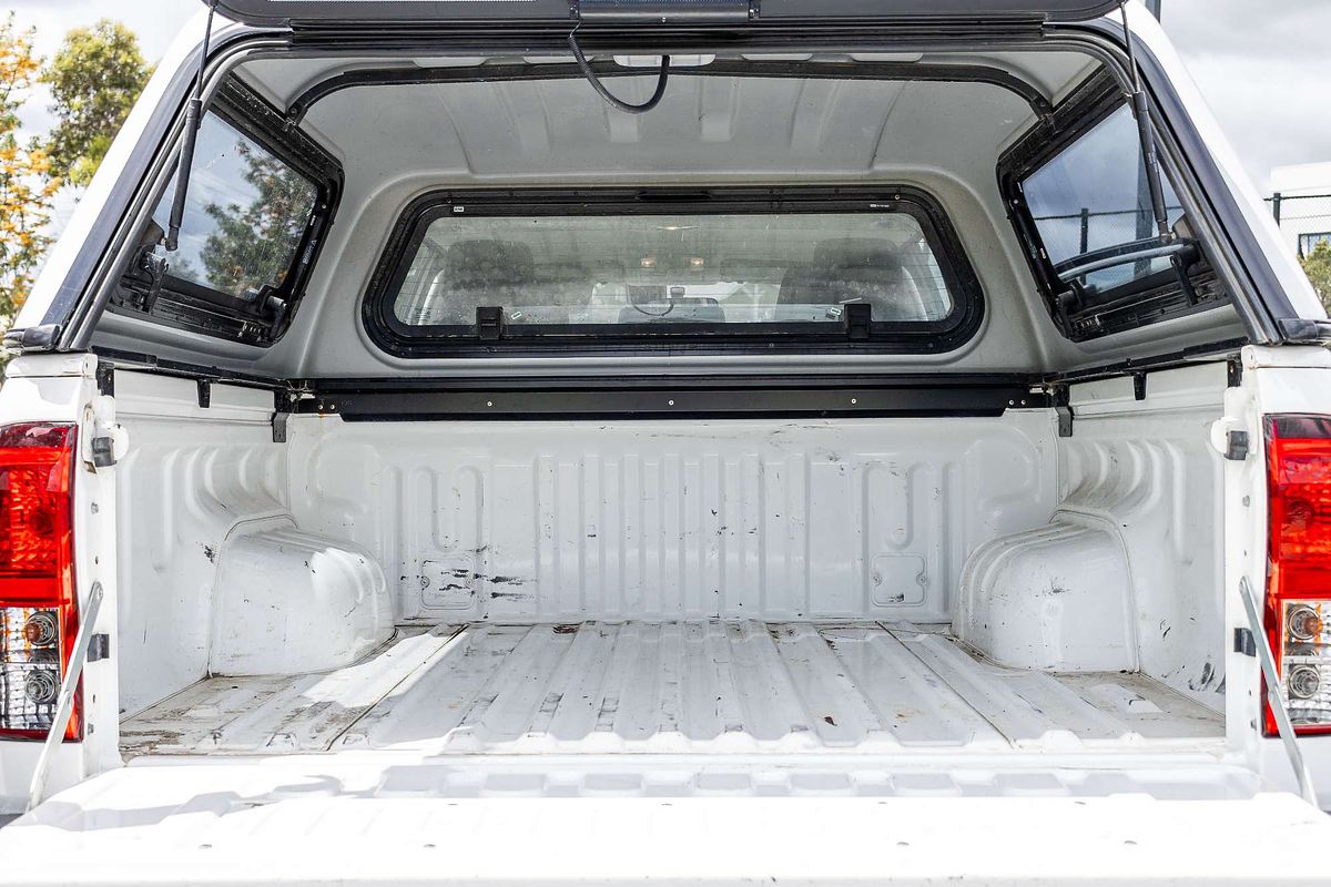 2022 Toyota Hilux SR GUN126R