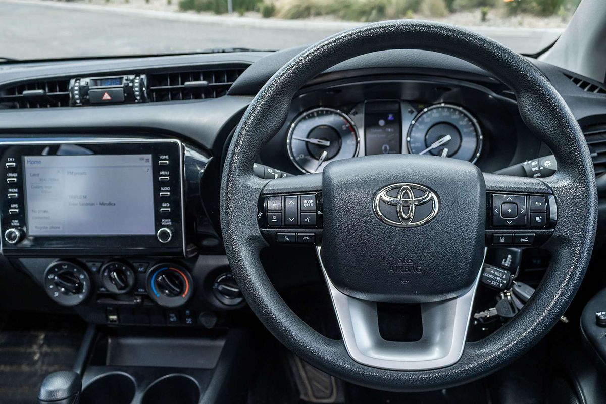 2022 Toyota Hilux SR GUN126R