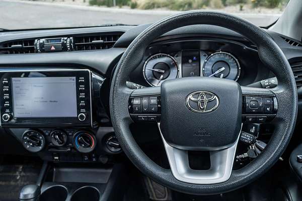 2022 Toyota Hilux SR GUN126R