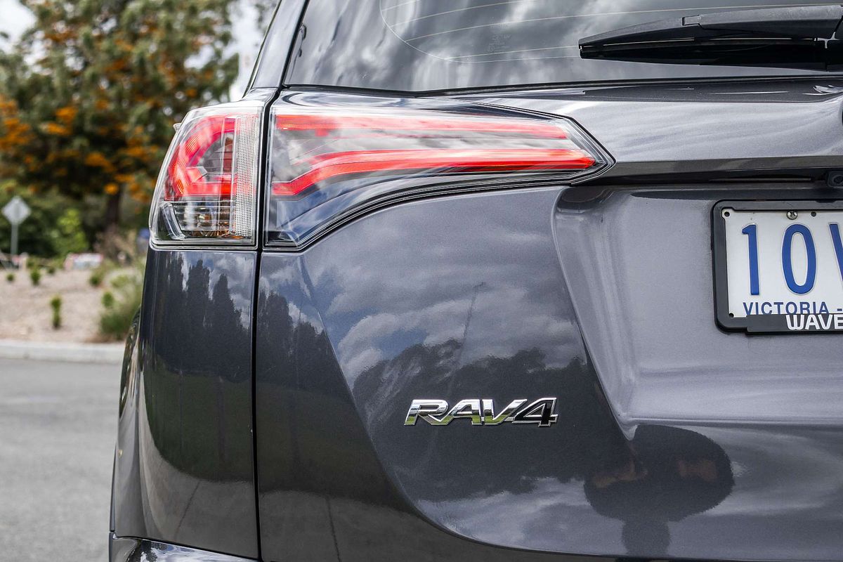 2017 Toyota RAV4 GX ZSA42R