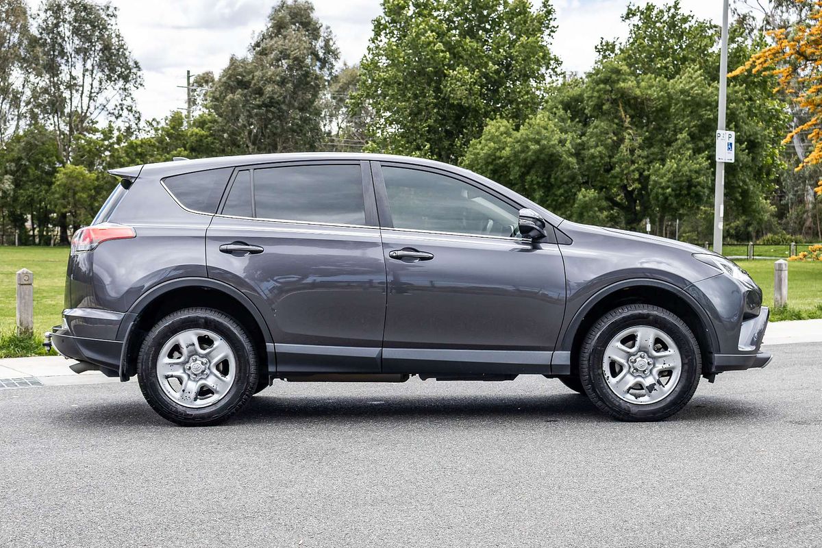 2017 Toyota RAV4 GX ZSA42R