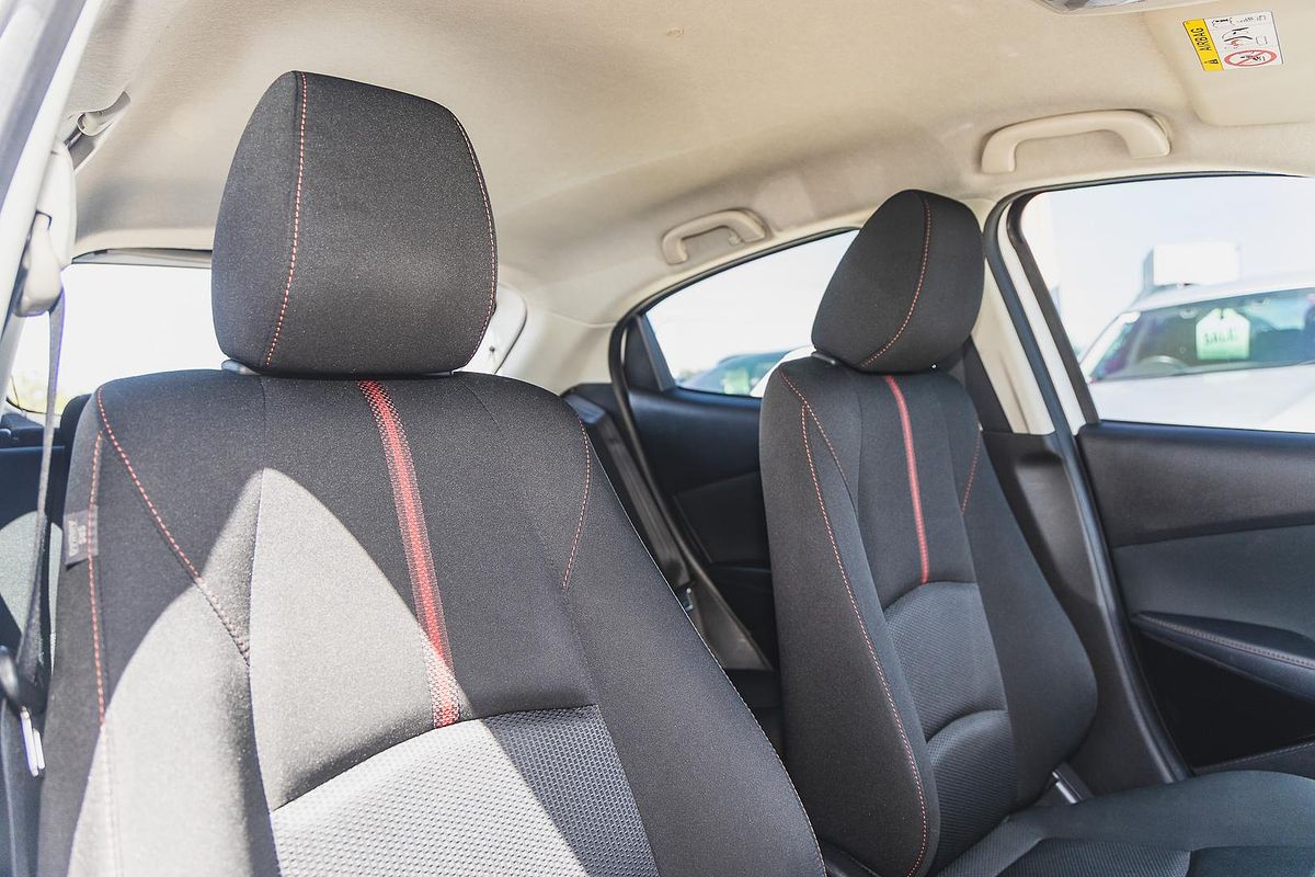 2015 Mazda 2 Genki DJ Series