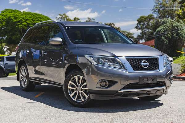 2016 Nissan Pathfinder ST R52