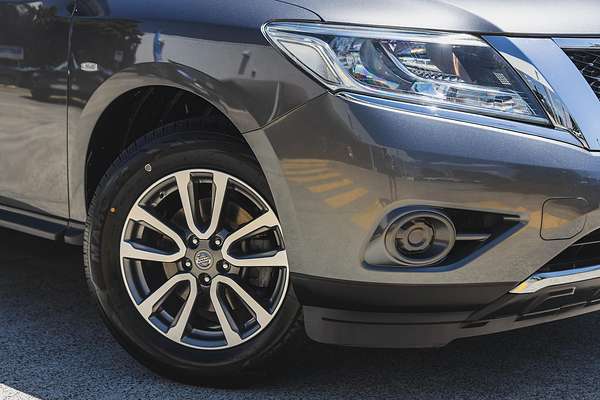 2016 Nissan Pathfinder ST R52