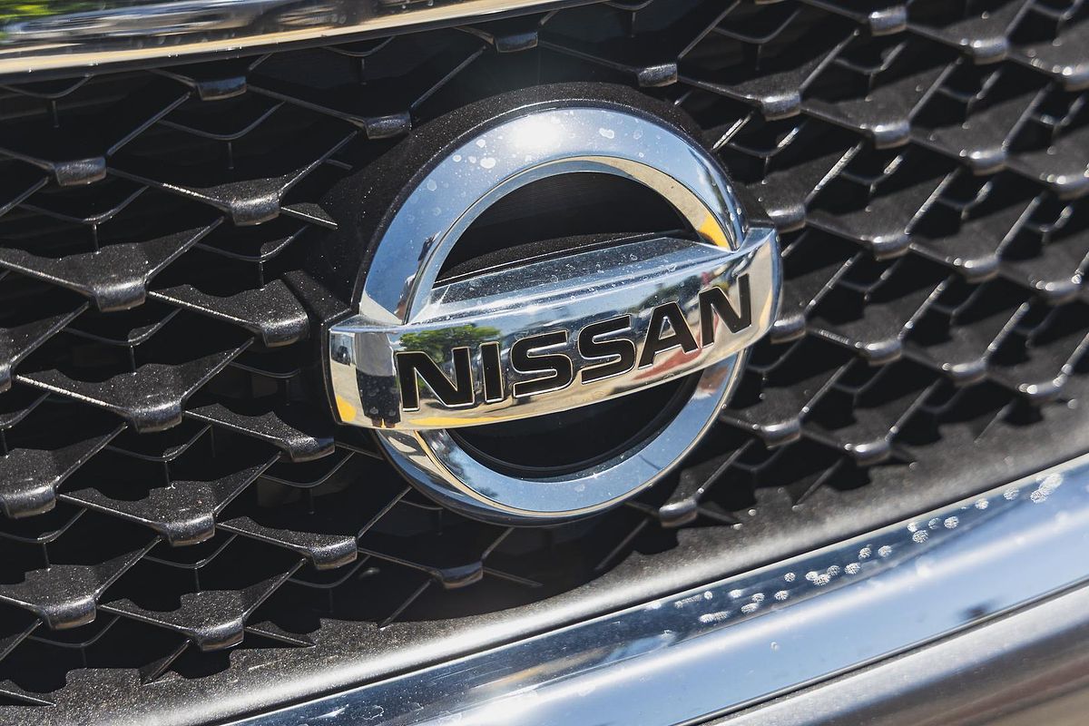 2016 Nissan Pathfinder ST R52