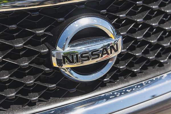 2016 Nissan Pathfinder ST R52