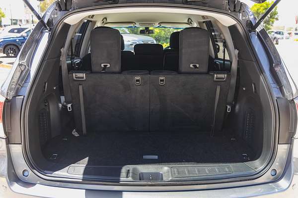 2016 Nissan Pathfinder ST R52