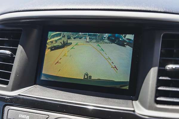 2016 Nissan Pathfinder ST R52