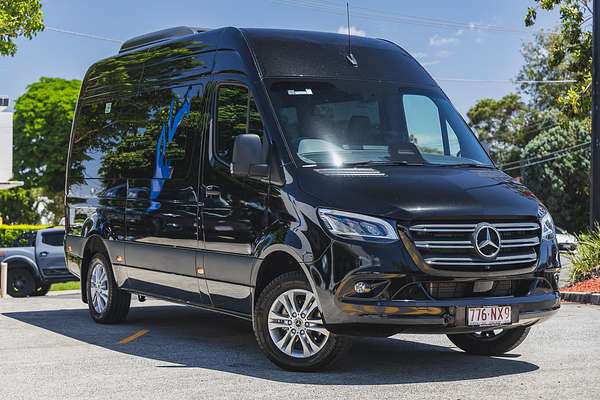 2025 Mercedes-Benz Sprinter 415 Transfer VS30 MWB