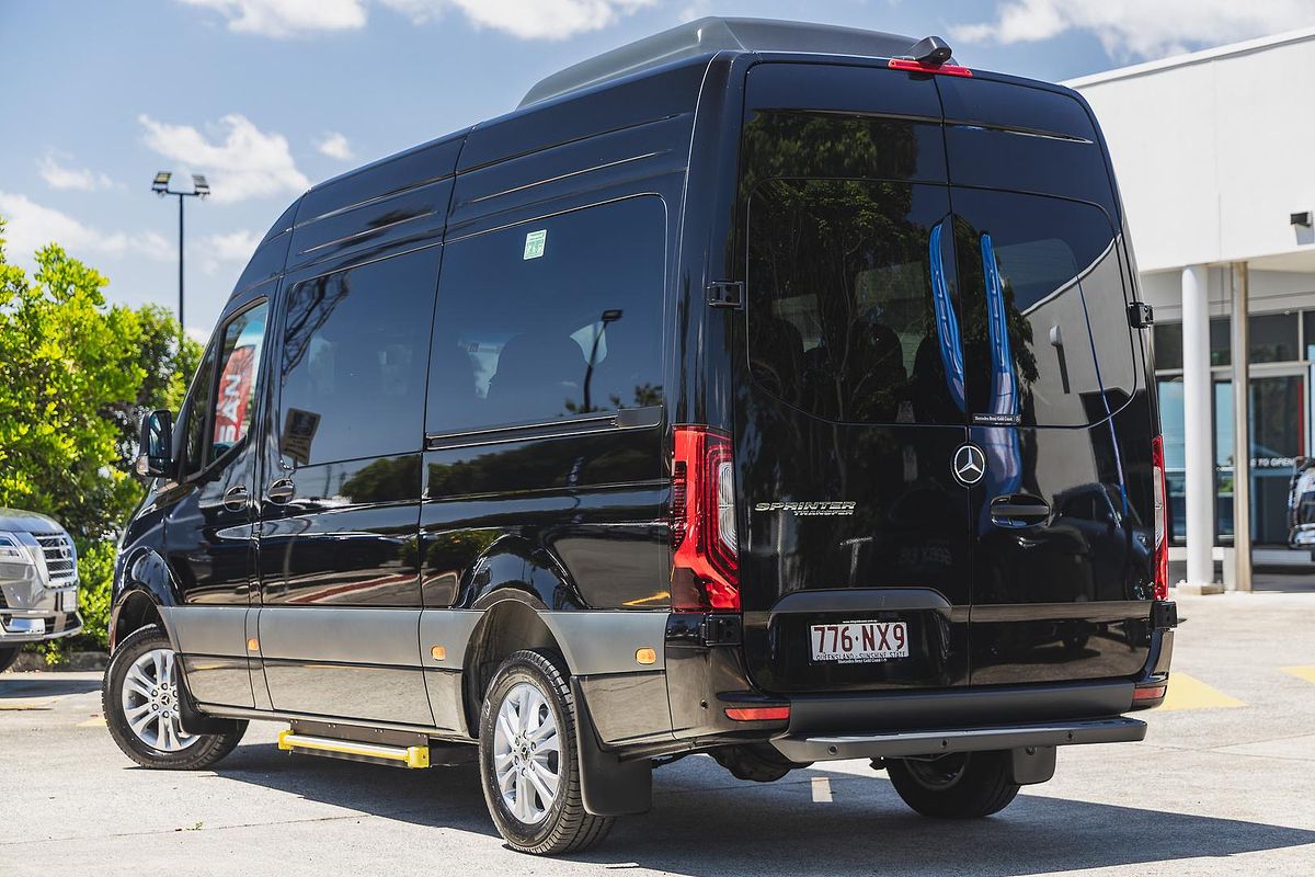 2025 Mercedes-Benz Sprinter 415 Transfer VS30 MWB