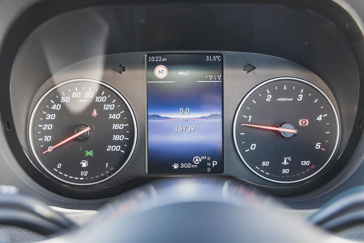 2025 Mercedes-Benz Sprinter 415 Transfer VS30 MWB