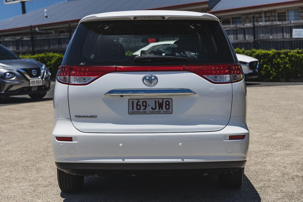 2017 Toyota Tarago GLi ACR50R