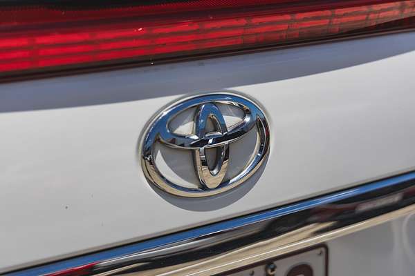 2017 Toyota Tarago GLi ACR50R