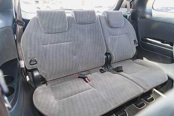 2017 Toyota Tarago GLi ACR50R