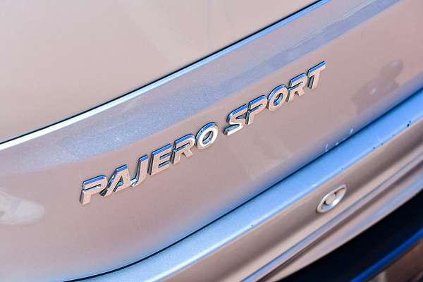 2015 Mitsubishi Pajero Sport GLS QE