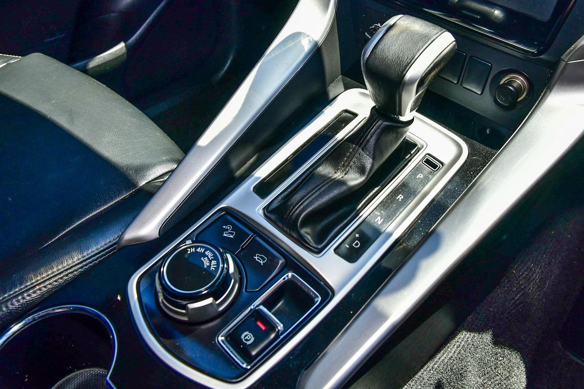 2015 Mitsubishi Pajero Sport GLS QE