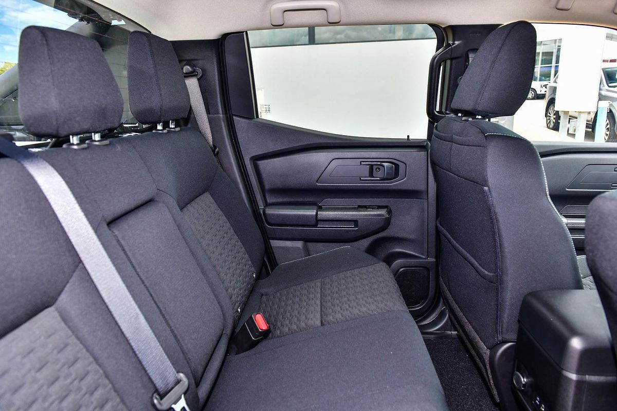 2025 Mitsubishi Triton GLX-R MV 4X4