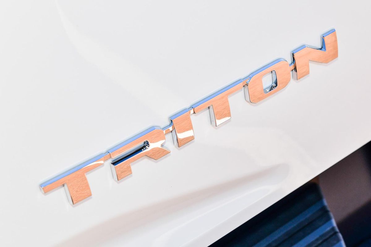 2025 Mitsubishi Triton GLX-R MV 4X4