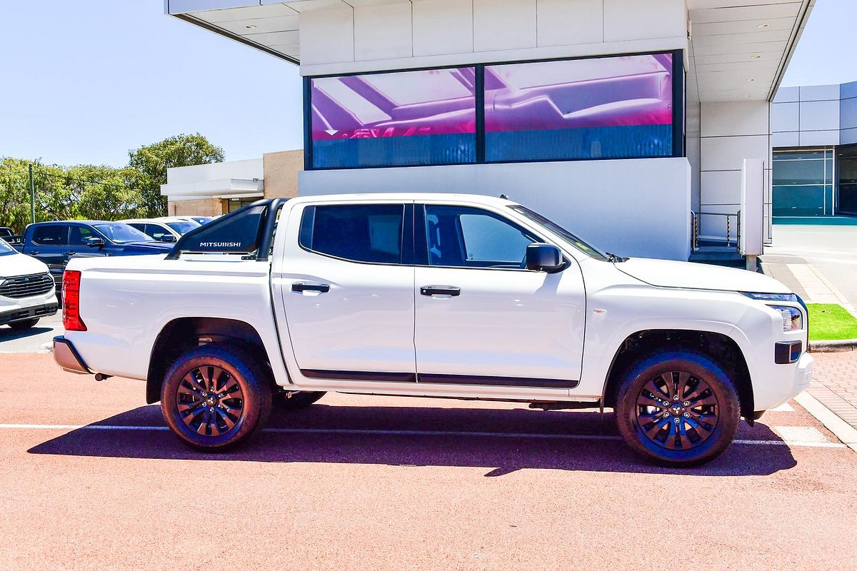 2025 Mitsubishi Triton GLX-R MV 4X4