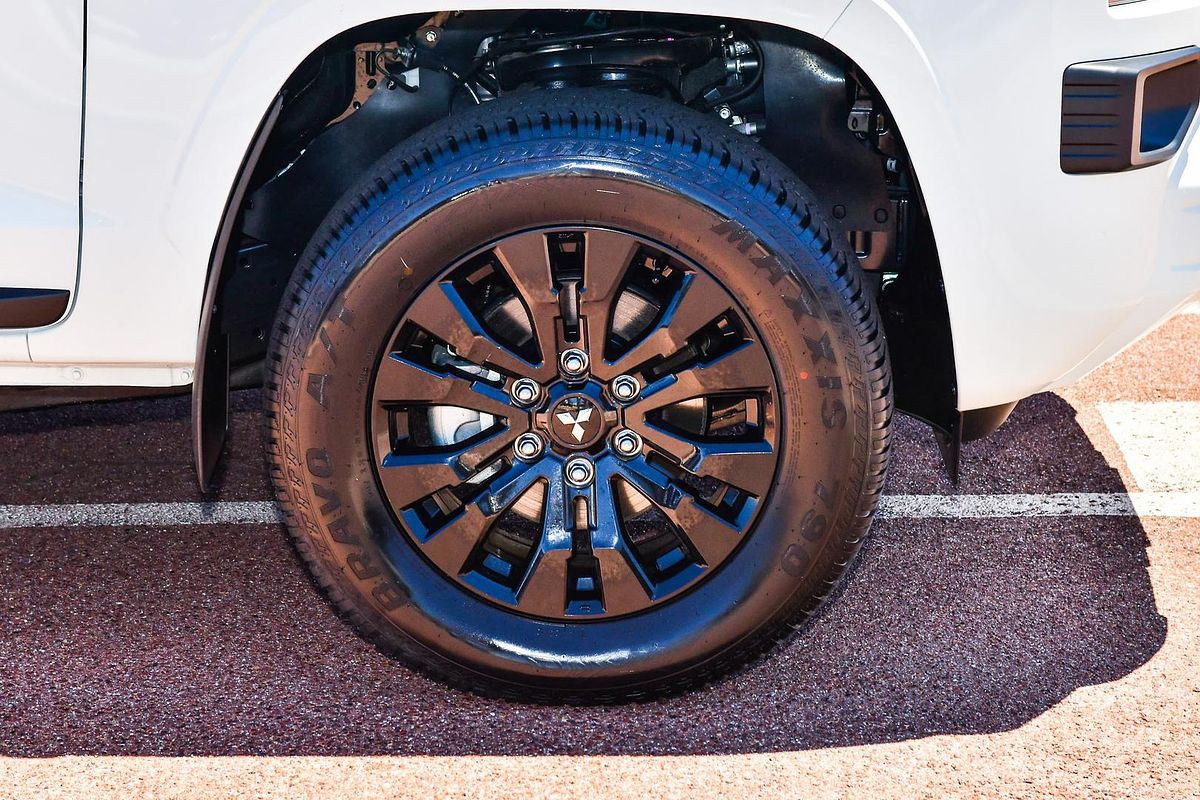 2025 Mitsubishi Triton GLX-R MV 4X4