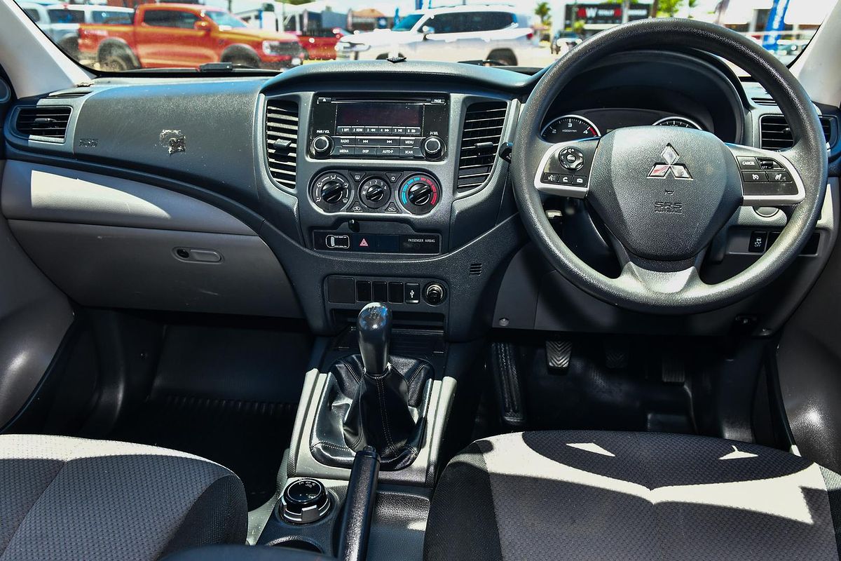 2016 Mitsubishi Triton GLX MQ 4X4