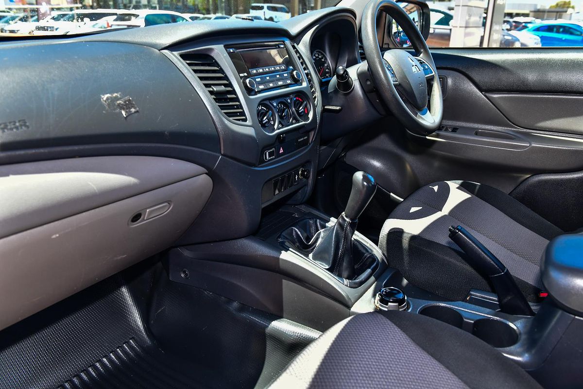 2016 Mitsubishi Triton GLX MQ 4X4